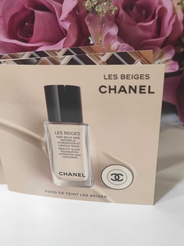 Chanel Les Beiges Healthy Glow Foundation review photo by Mariasta