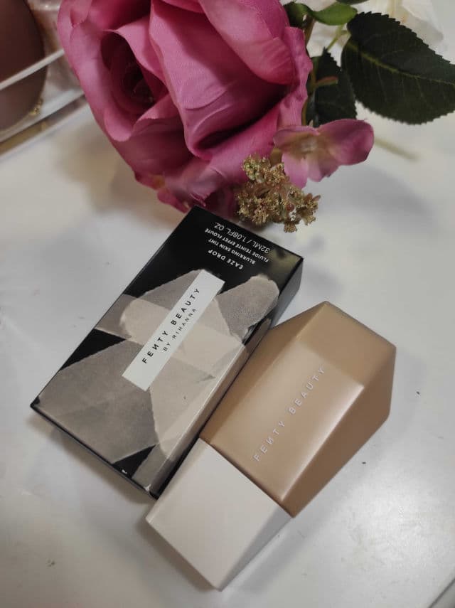 Fenty Beauty Eaze Drop Blurring Skin Tint Moisturizer review photo by Mariasta