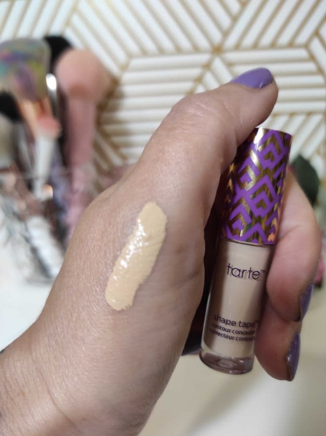 Tarte Creaseless Concealer review photo by Mariasta