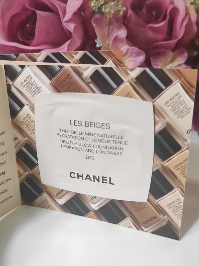 Chanel Les Beiges Healthy Glow Foundation review photo by Mariasta