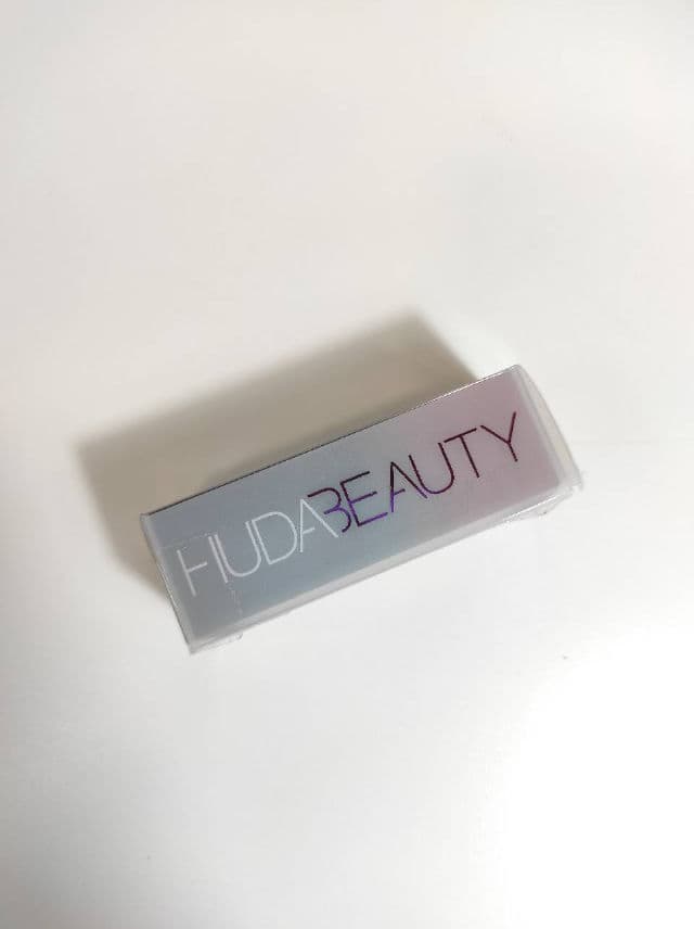 Huda Beauty Power Bullet Matte Lipstick review photo by Mariasta