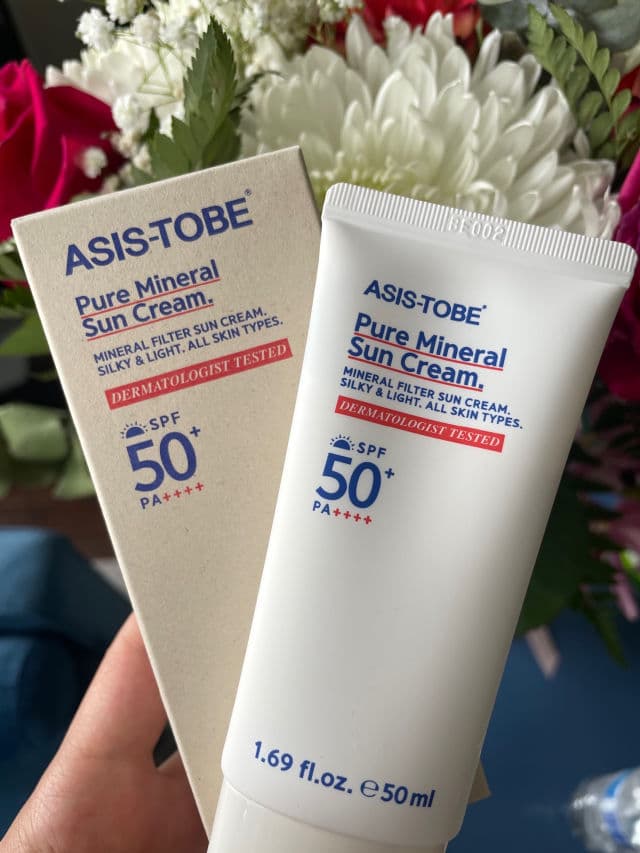 ASIS-TOBE Pure Mineral Sun Cream SPF 50+ PA++++ review photo by Skincareaddict13