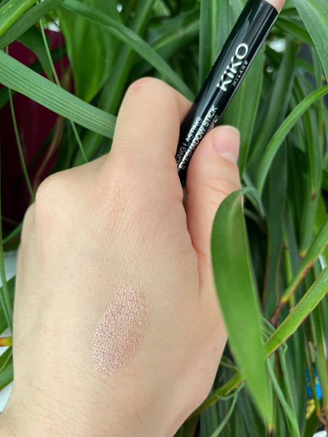 Kiko 10 Mauve Brown review photo by CristinaBej