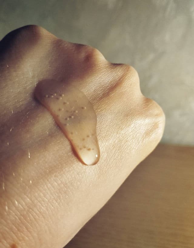 Madagascar Centella Tone Brightening Capsule Ampoule product review