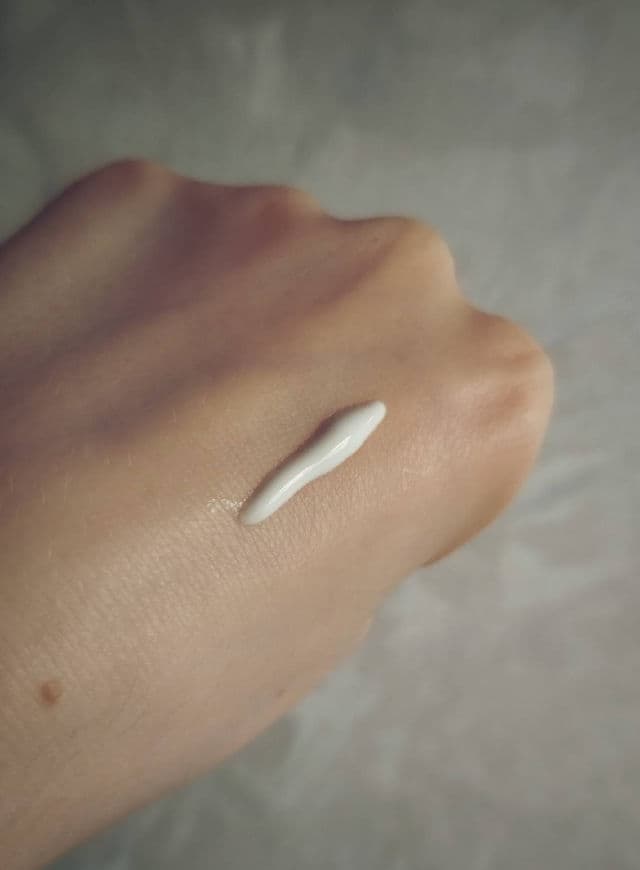Mary&May Cica Soothing Sun Cream SPF50+ PA++++  review photo by PickyMickys
