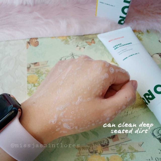 Vegan Gel Cleanser product review