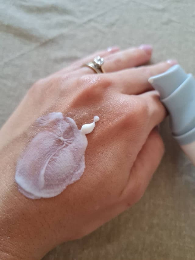 Madagascar Centella Hyalu-Cica Water-Fit Sun Serum SPF50+ PA++++ product review