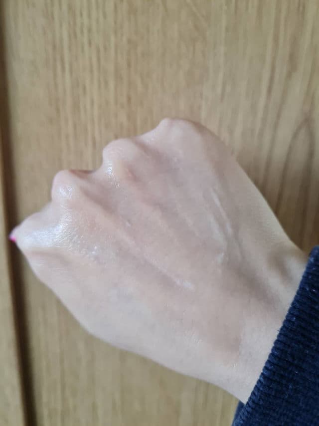 YEOUTH Vitamin C & E Day Serum with Hyaluronic Acid, 30ml / 1 fl oz review photo by Bebita