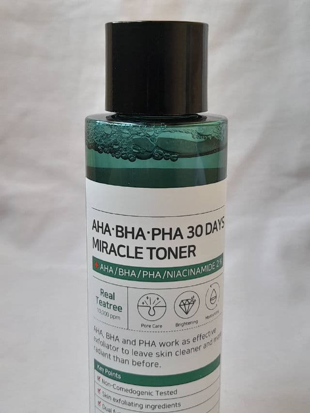 AHA BHA PHA 30 Days Miracle Toner product review