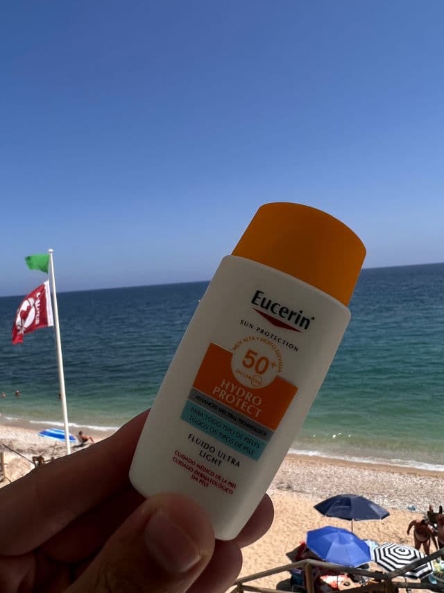 Eucerin Sun Face Hydro Protect Ultra Light Fluid SPF 50+ review photo by Theskinsenseii