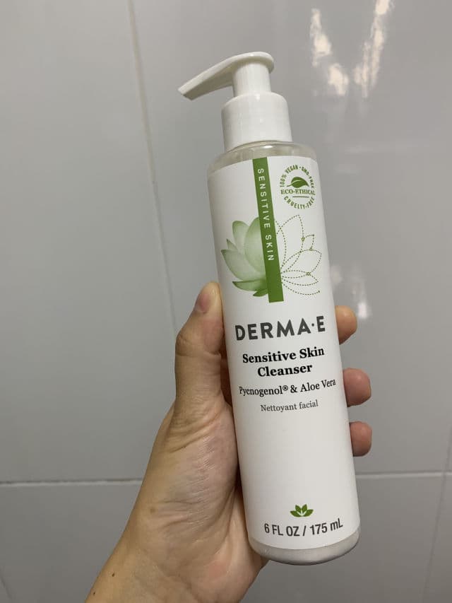 derma e Sensitive Skin Cleanser With Pycnogenol review photo by Dyarra