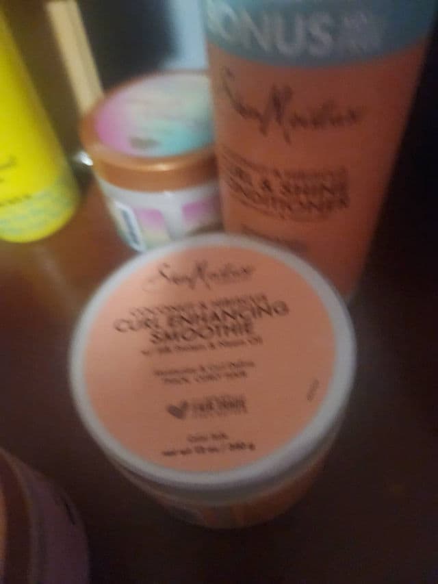 SheaMoisture Curl & Shine Hair Masque with Silk Protein & Neem Oil - Coconut & Hibiscus review photo by Maricusa15