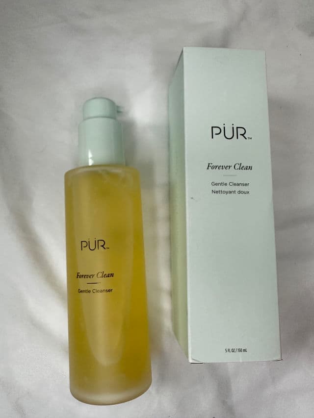 PÜR Forever Clean Gentle Cleanser review photo by karkari2011