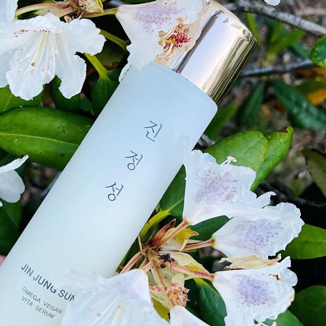 ENS Jin Jung Sung Omega Vegan Vita Serum review photo by sohwiii