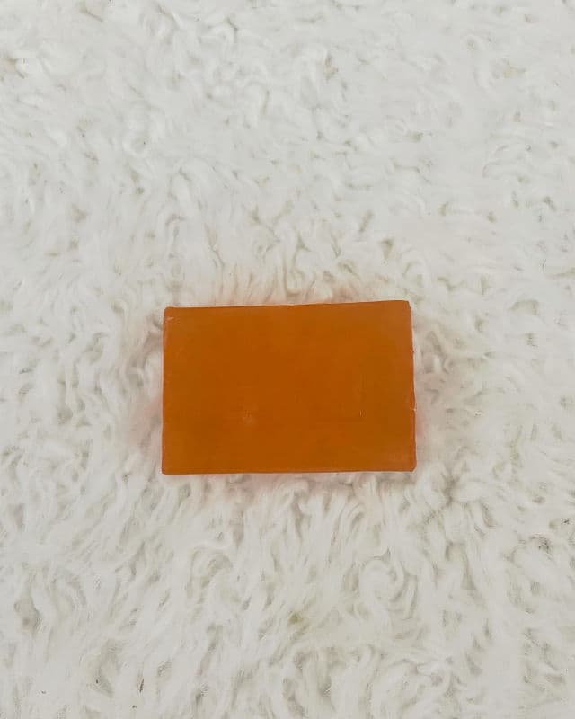 Neutrogena The Transparent Facial Bar, Original Formula review photo by stylishselections