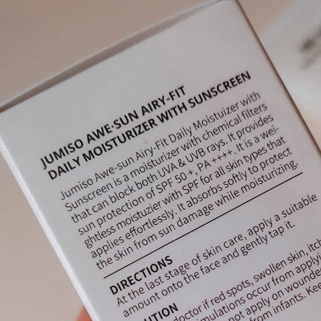 Jumiso Awe-Sun Airy-Fit Daily Moisturizer with Sunscreen SPF 50+ PA++++ review photo by Putriizhreen