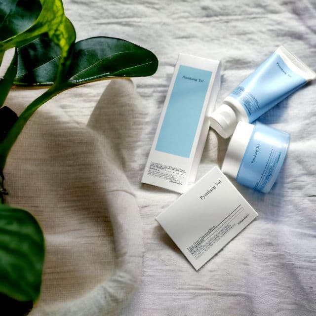 Pyunkang Yul Low pH Pore Deep Cleansing Foam review photo by Suraskinshine