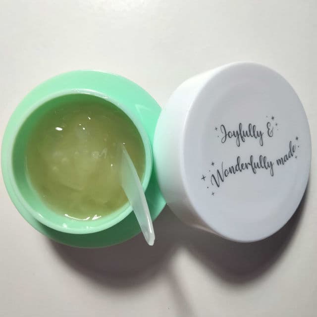 Saturday Looks Wake Wonderful Sleeping Mask review photo by dindaskind