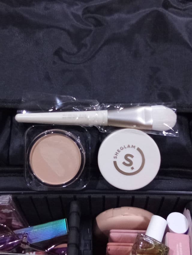 SHEGLAM Full Coverage Foundation Balm review photo by GYPSYPOTIONS94