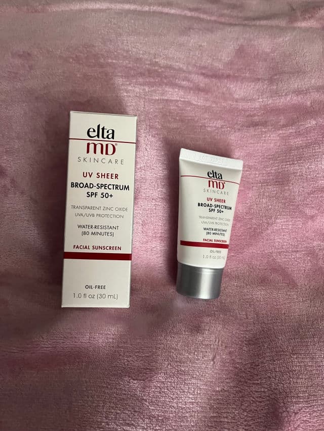 EltaMD UV Sheer Broad-Spectrum SPF 50+  review photo by cindysreviews