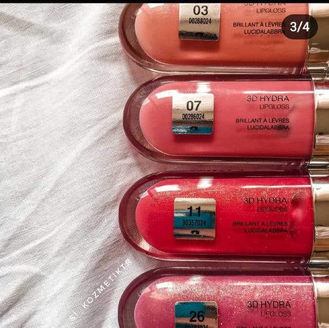 Kiko 3D Hydra Lipgloss 01 Clear review photo by SiAnastasia