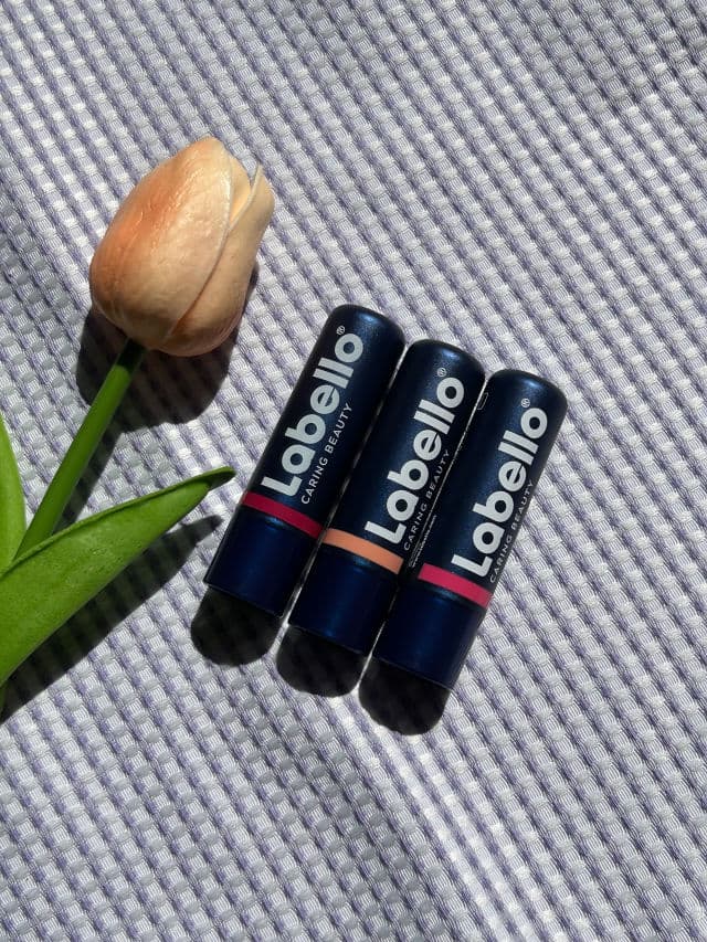 Labello Caring Beauty Nude 2in1 Lip Balm review photo by MyBeautyDiaryy