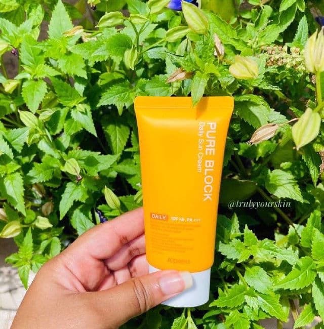 A'pieu Pure Block Daily Sun Cream SPF45 PA+++ review photo by Trulyyourskin
