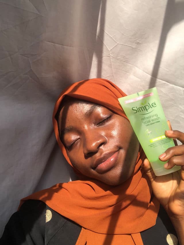 Simple Kind To Skin Refreshing Facial Gel Wash review photo by RidhoLekki