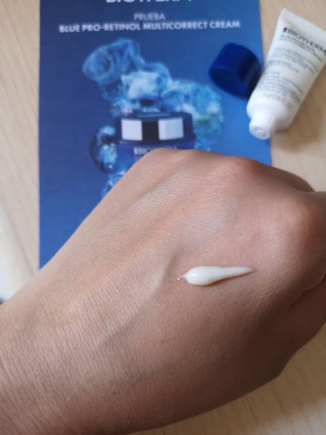 Biotherm Blue Therapy Retinol Cream review photo by lauryte