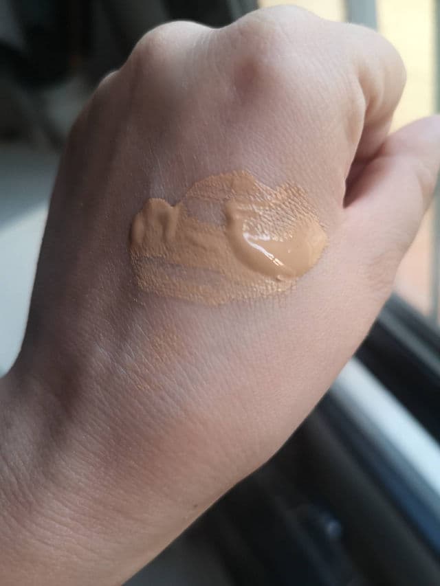 Clarins Tinted Oleo-Serum review photo by lauryte