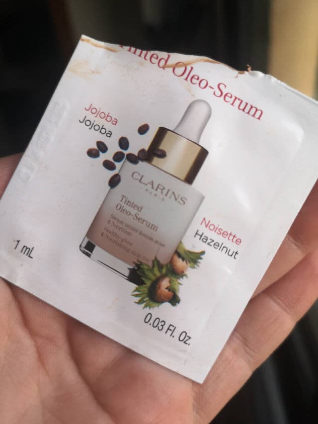 Clarins Tinted Oleo-Serum review photo by lauryte