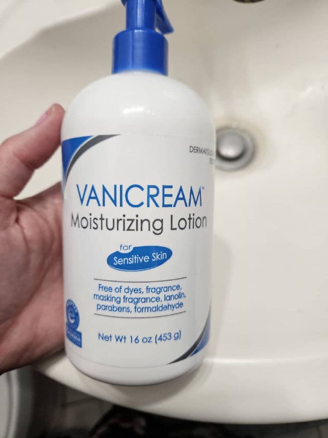 Vanicream Moisturizing Lotion for Sensitive Skin - Fragrance Free review photo by rubyrubes