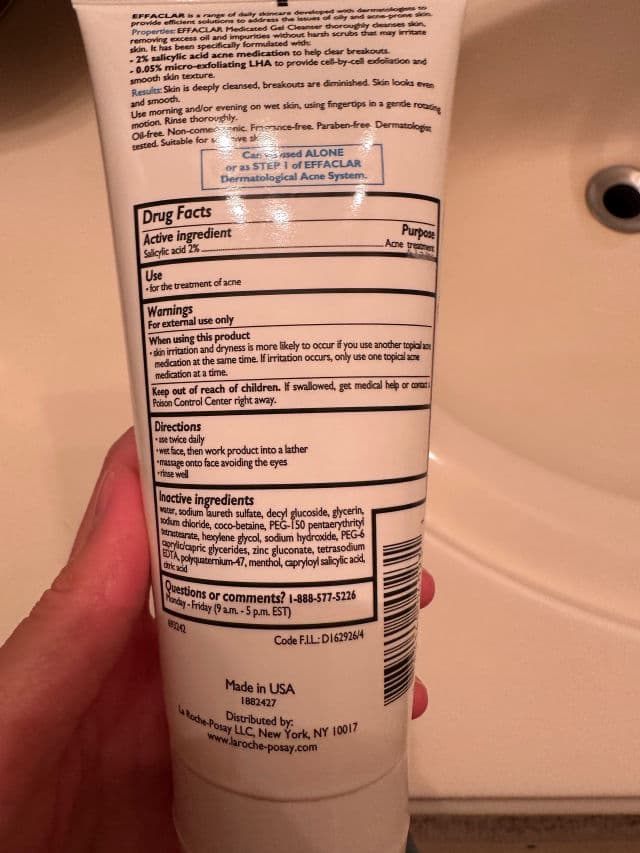 La Roche-Posay Effaclar Medicated Gel Face Cleanser review photo by kataing