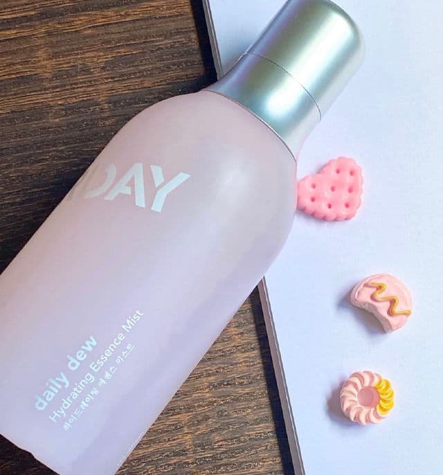 Saturday Skin Daily Dew Hydrating Essence Mist review photo by CUPOFDEW
