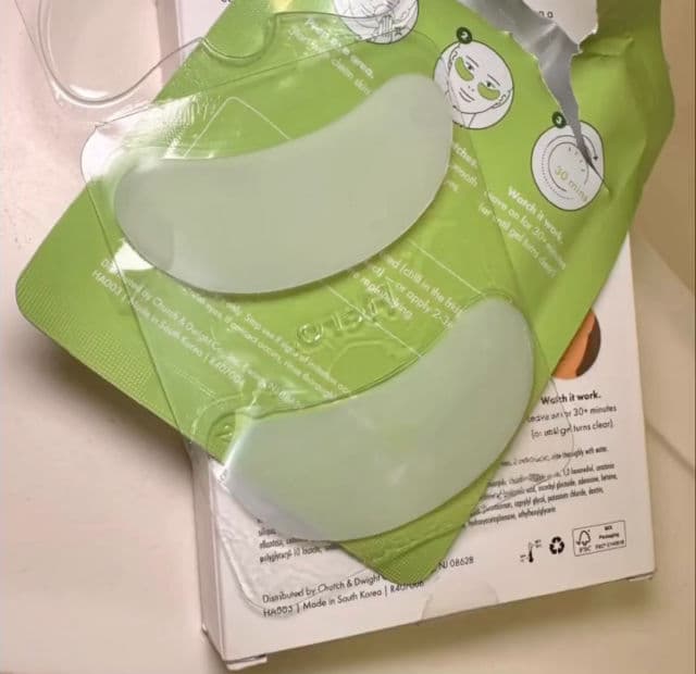 Hero Cosmetics Mighty Patch for Tired Eyes review photo by momtssatswesewsnjs