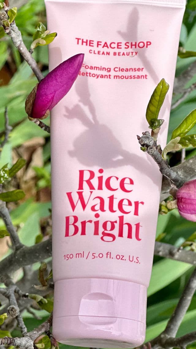 THE FACE SHOP Rice Water Bright Foaming Cleanser review photo by momtssatswesewsnjs
