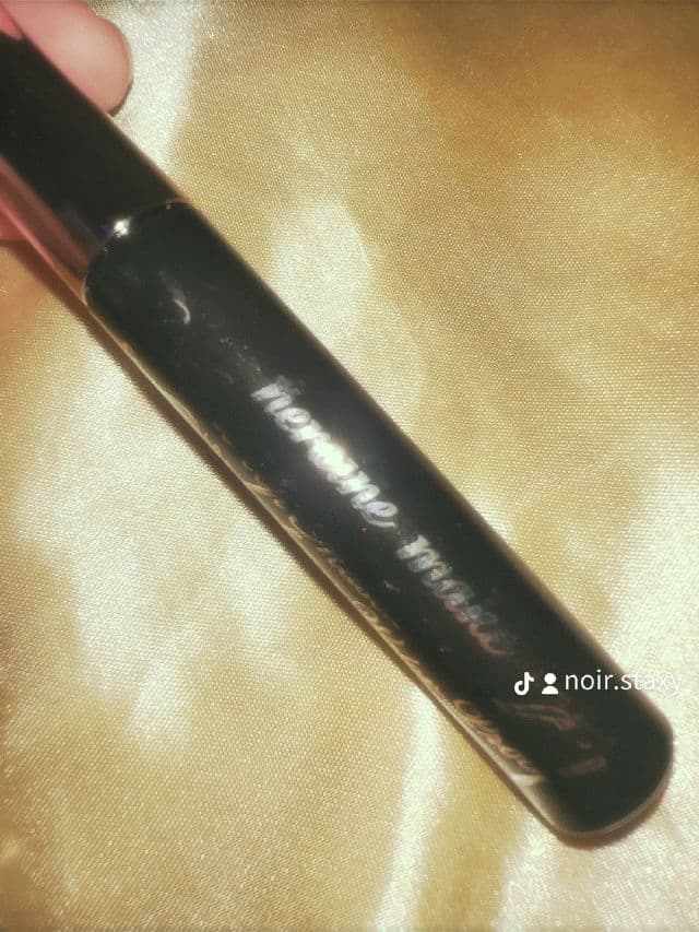 ISEHAN Co. Kiss Me Heroine Make Micro Mascara Advanced Film in Jet Black review photo by Ecstaxyy