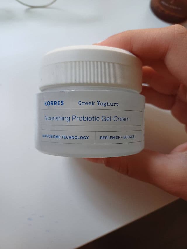 Korres Greek Yoghurt Nourishing Probiotic Gel-Cream review photo by inesici