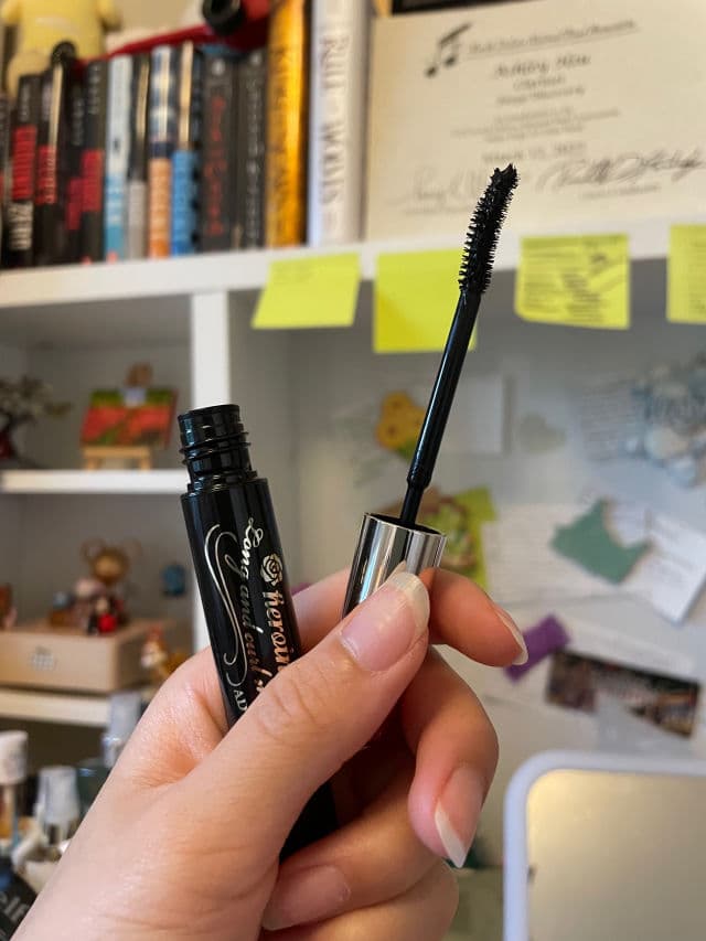 ISEHAN Co. Kiss Me Heroine Make Micro Mascara Advanced Film in Jet Black review photo by UncannyThoughts