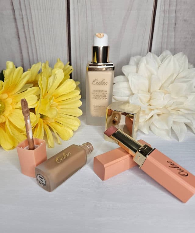 Oulac Cosmetics Skin to Skin Foundation review photo by missali