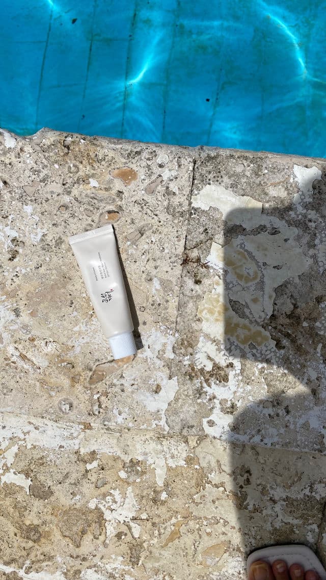 Relief Sun Rice + Probiotics SPF50+ PA++++ product review