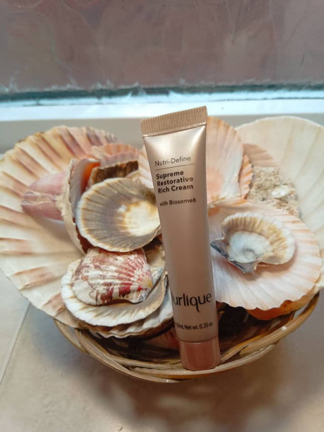 Jurlique Nutri-Define Supreme Restorative Rich Cream review photo by DesC