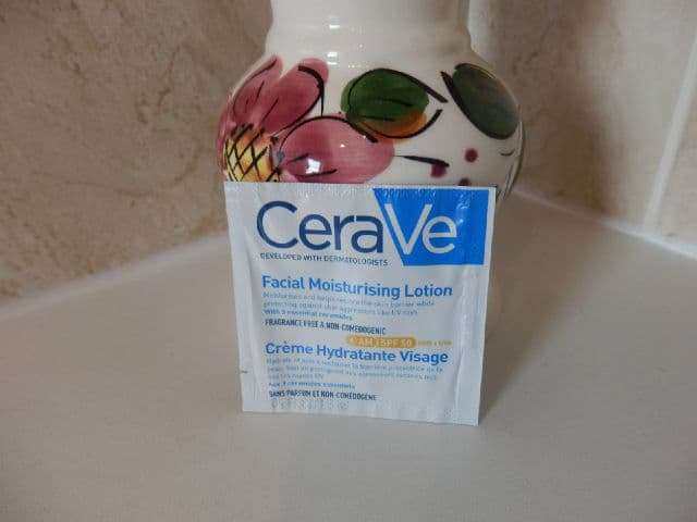 CeraVe Facial Moisturising Lotion SPF50 review photo by DesC
