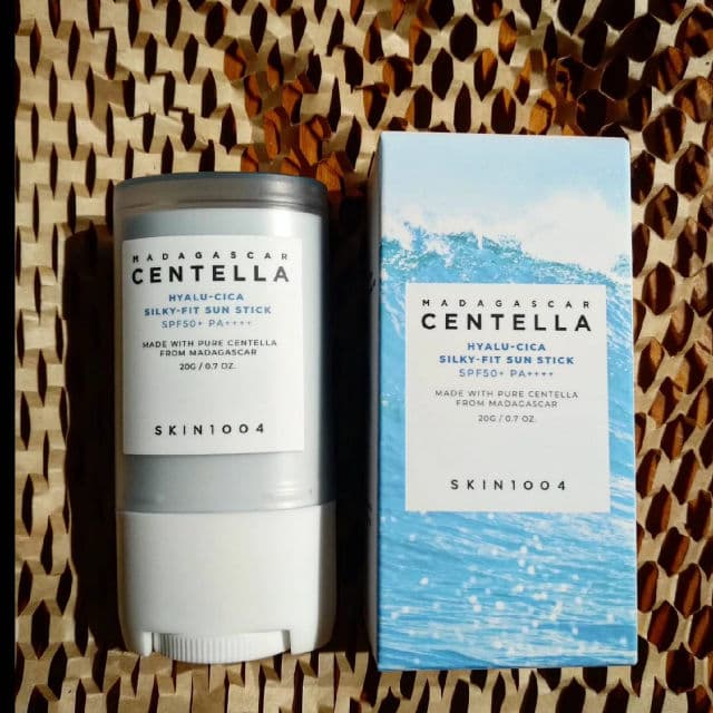 SKIN1004 Madagascar Centella Hyalu-Cica Silky-fit Sun Stick SPF50+ PA++++ review photo by ninota55