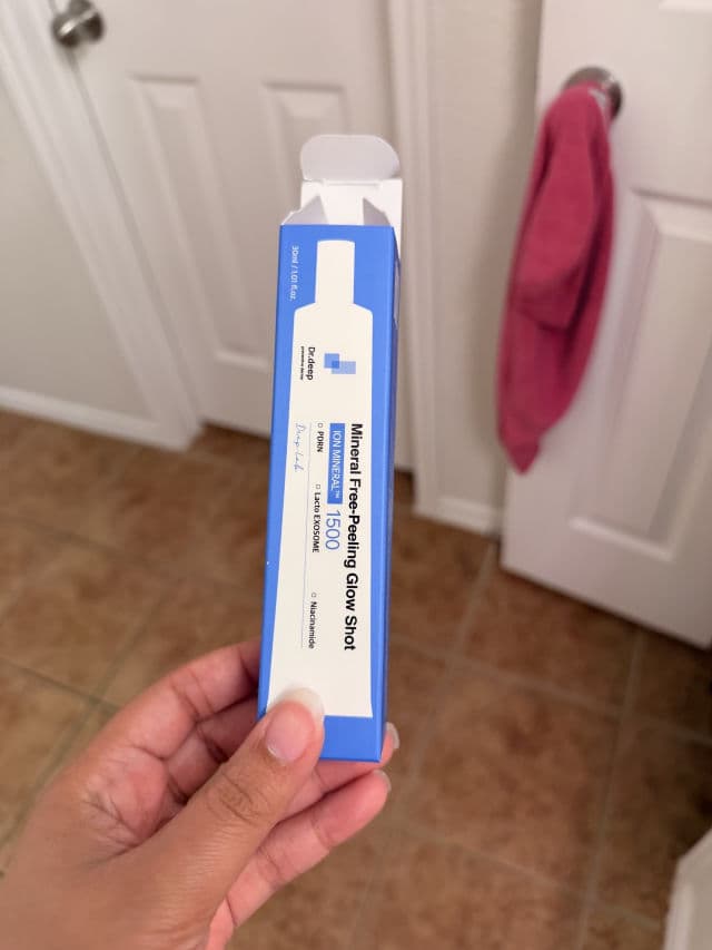 Dr. Deep Mineral Free-Peeling Glow Shot 1500 review photo by yoselaine