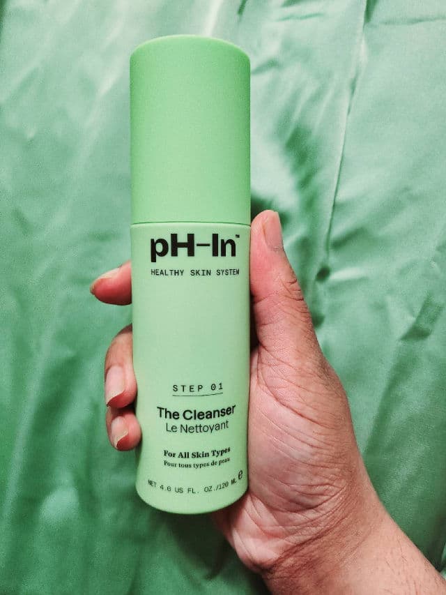 pH-In Skin The Cleanser review photo by TimeyxWimey