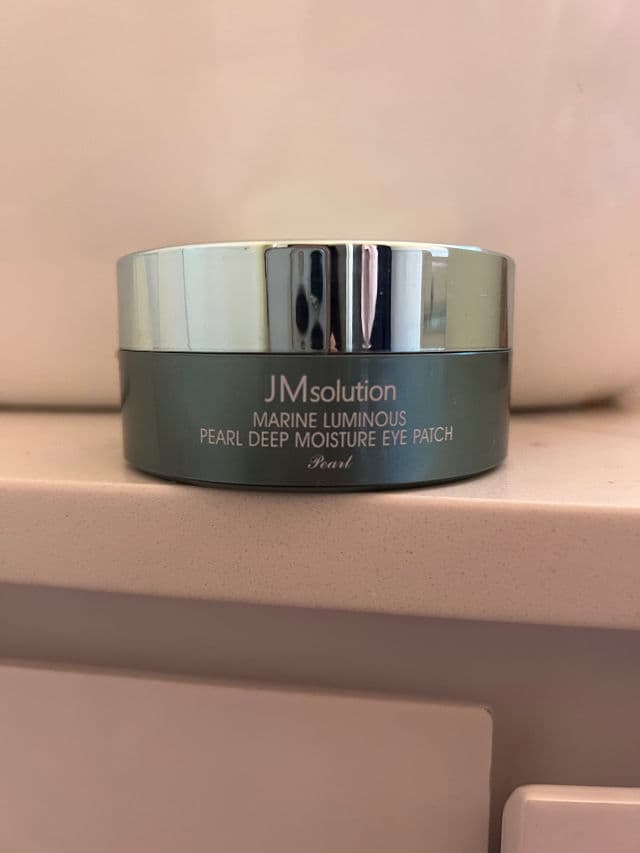 JMsolution Marine Luminous Pearl Deep Moisture Eye Patch review photo by pickyduckling