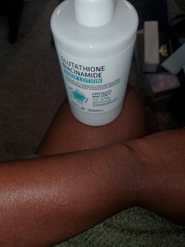APLB Glutathione Niacinamide Body Lotion review photo by minjichic