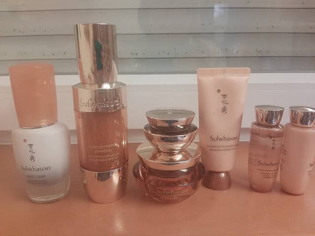 Sulwhasoo Concentrated Ginseng Renewing Serum Ex review photo by skincarewithsara