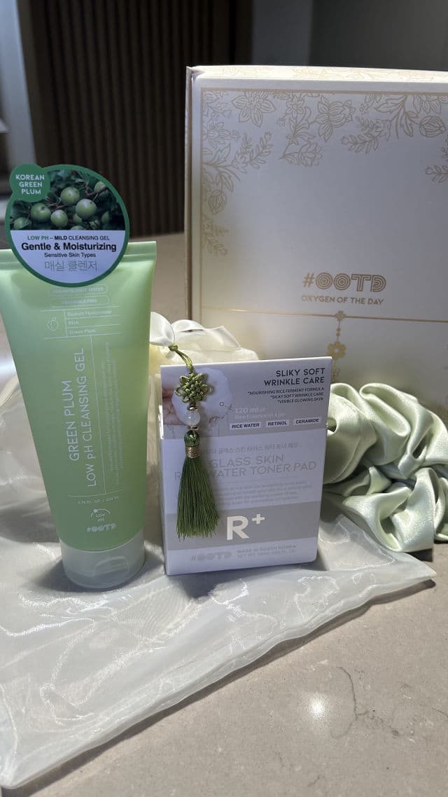 OOTD BEAUTY Glass Skin Rice Water Toner Pad review photo by lilixreiko